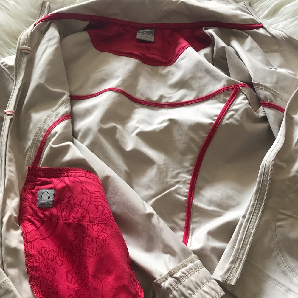 Nike running jacket - Picture 5 of 5